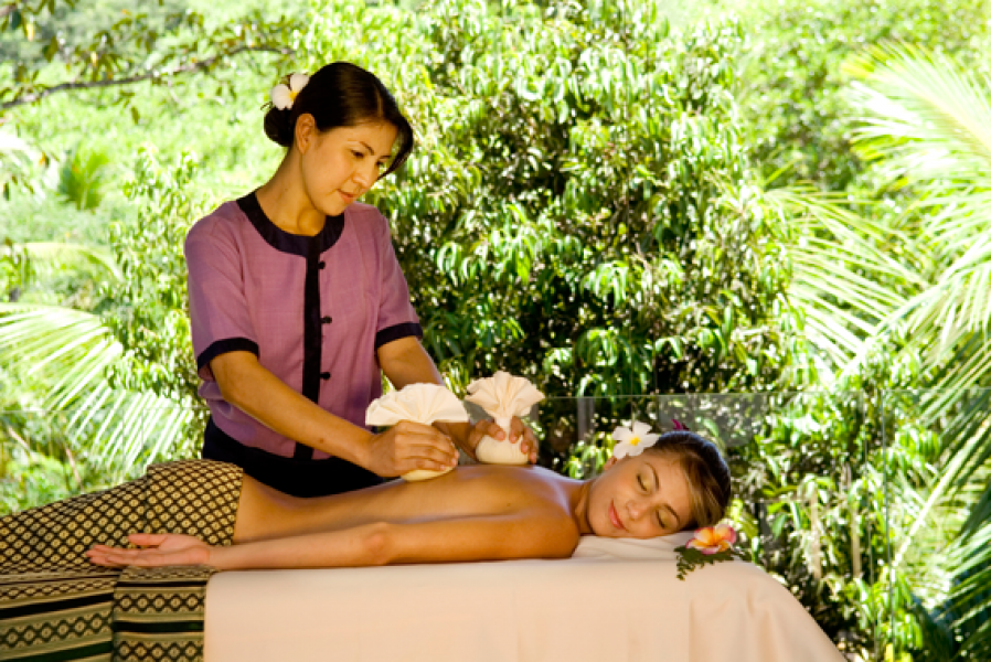 25558533 H1 BTSCSCSpaRoyal Banyan