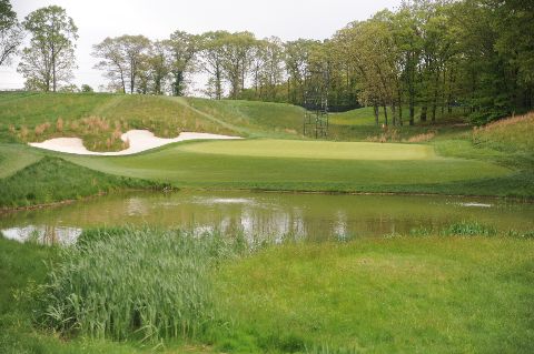 Bethpage 5 18 09 042