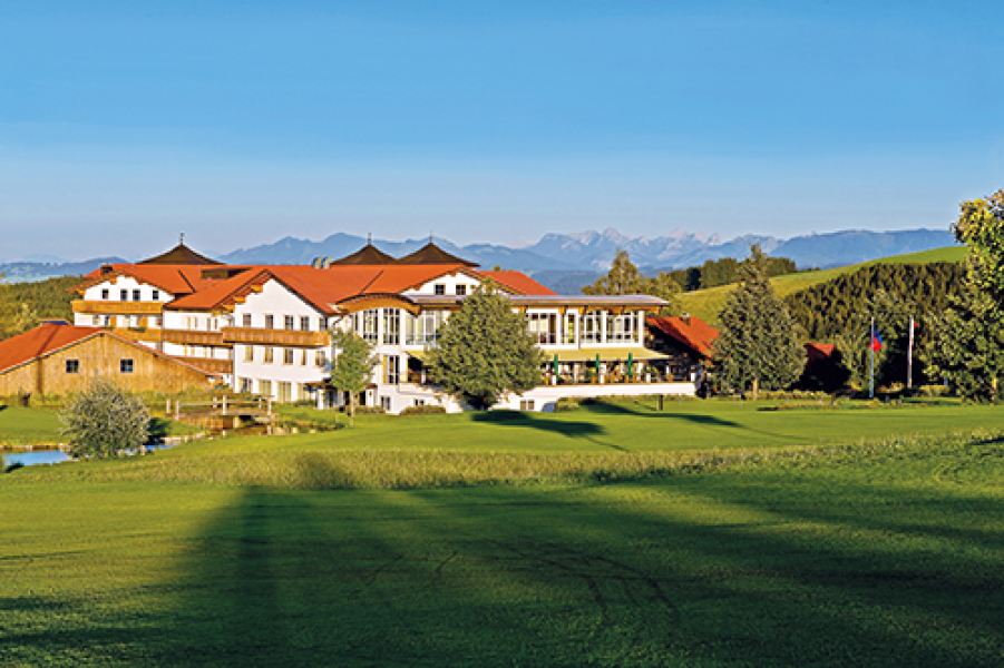 110726 111 Hotel Terrasse 1 cmyk