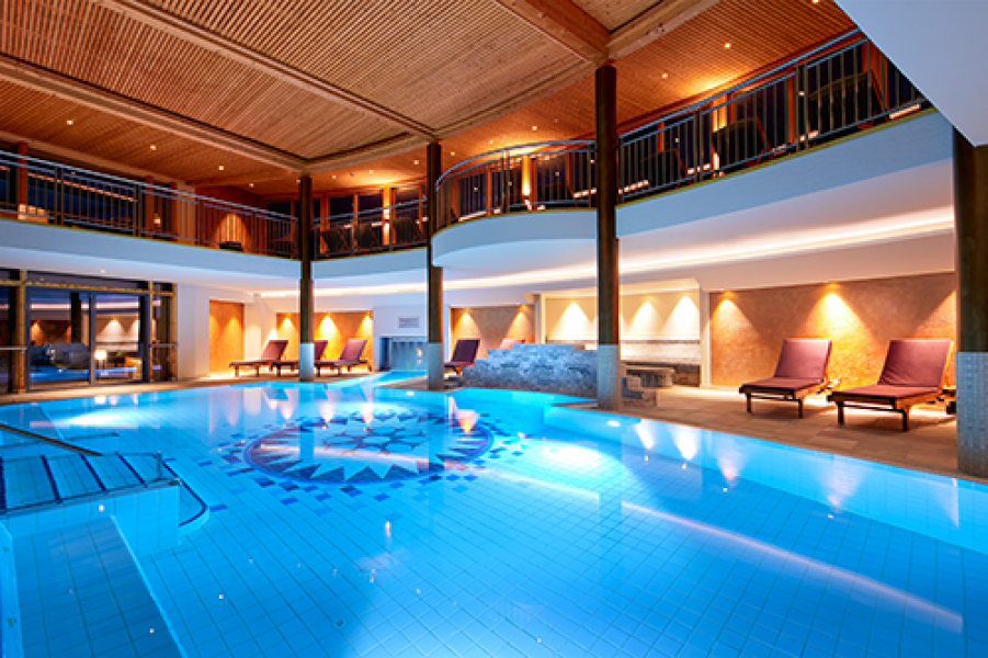 Ayurveda Resort MANDIRA Innenpool 3