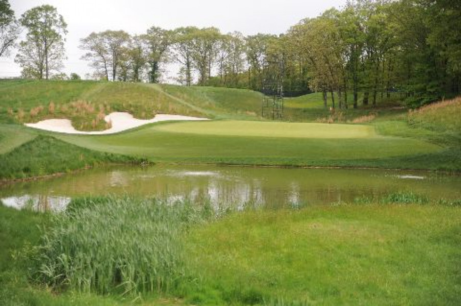 Bethpage 5 18 09 042