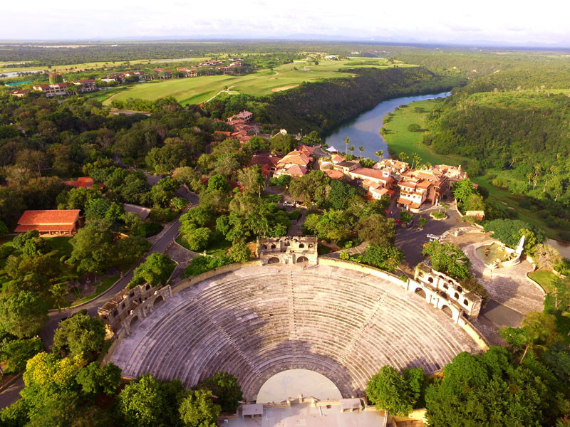 Altos Chavon3  Anfiteatro