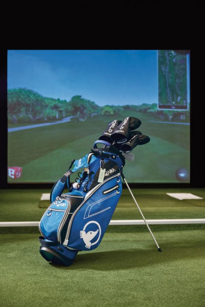 EUROPA 2 Golf 01 300