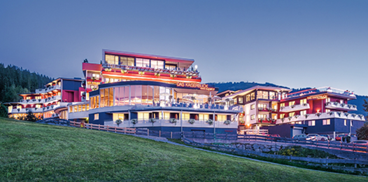 hotel in der daemmerung c markus auer hotel kaiserblick v2