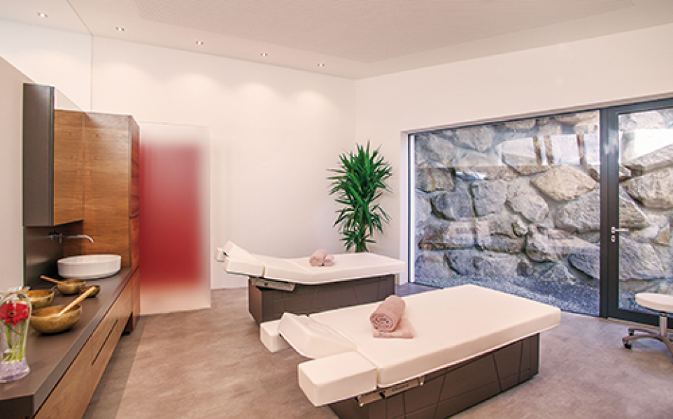 massageliegen im kaiser spa hotel kaiserblick