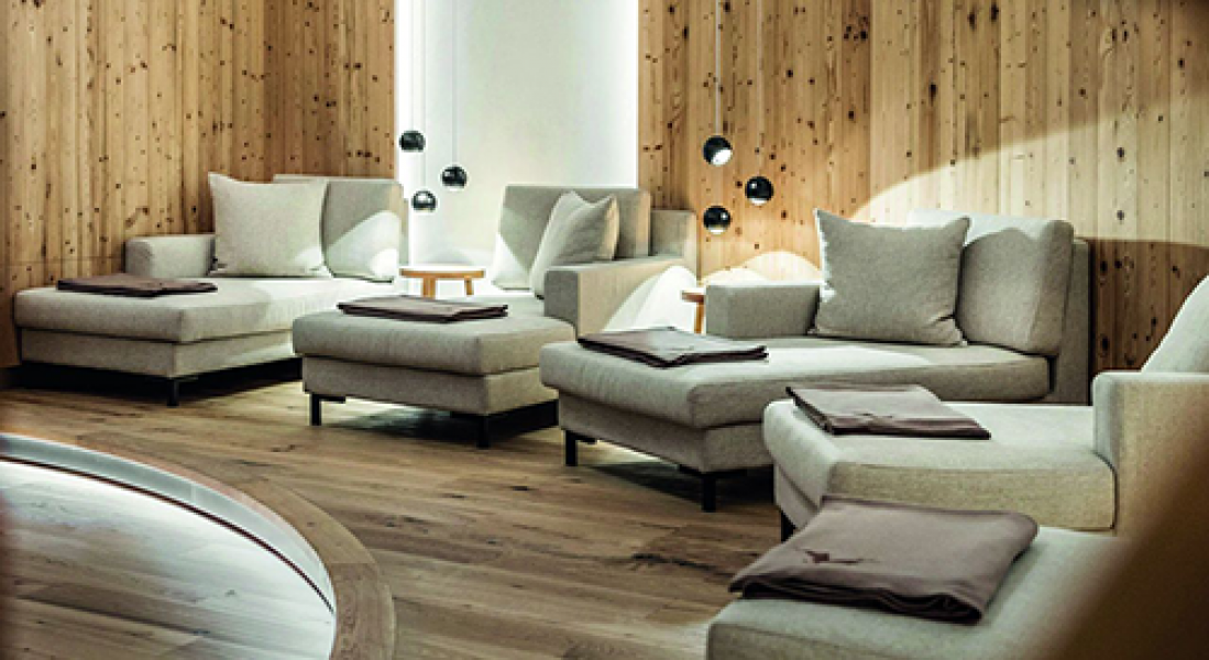 moderne ausstattung im ruheraum hotel kaiserblick