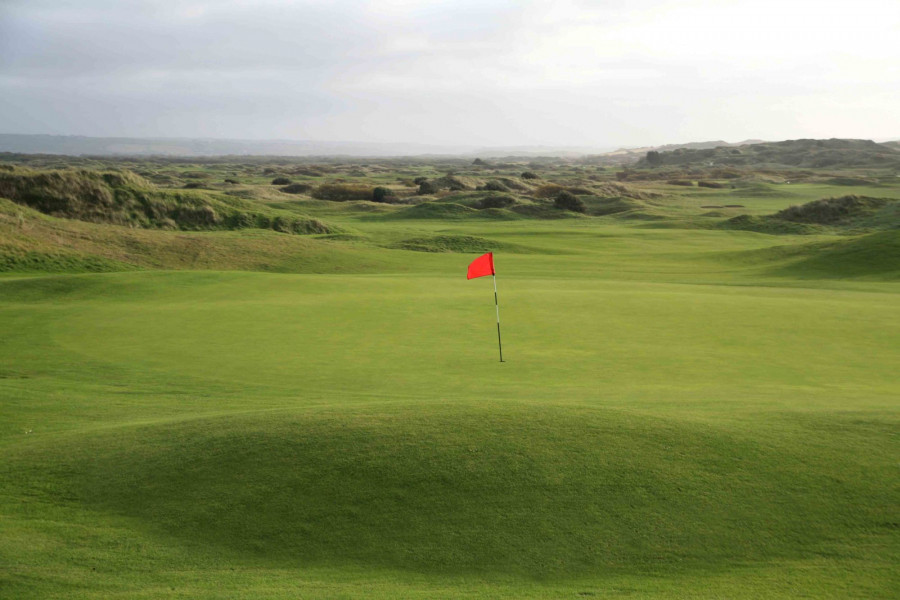 Saunton East 18th green and beyond