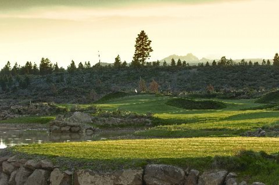 Tetherow Hole 3 Close Up Photo Credit Mike Houska Dogleg Studios