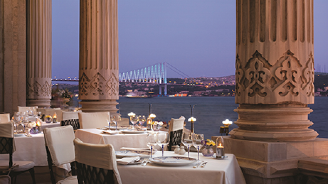 tugra restaurant terrace