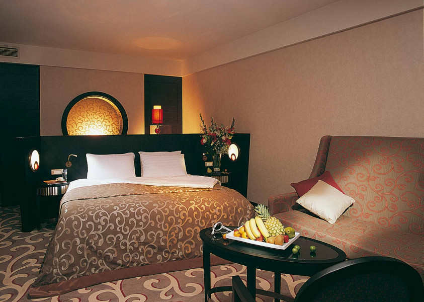 Double Standart Room von CORNELIA SELBST