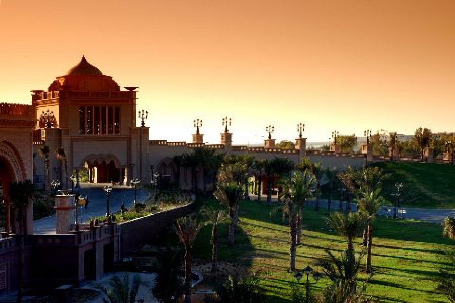 Emirates Palace EXTERIOR3