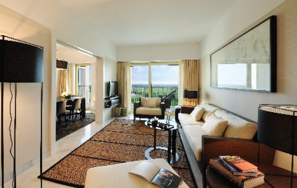 Tivoli Victoria Executive Suite 1