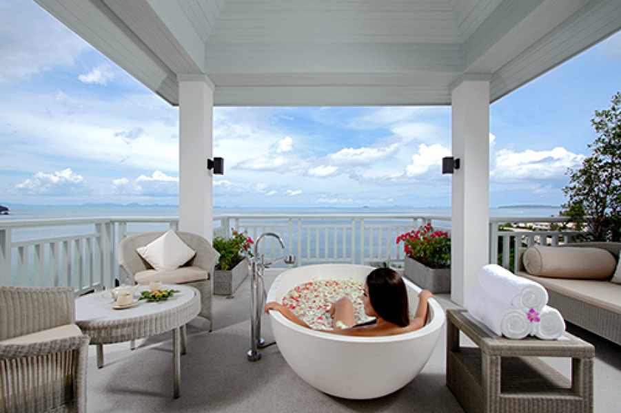 Amatara Spa Suite with Oceanview2