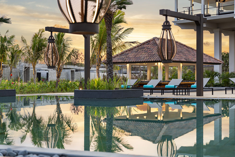 Lagoon Pool © Anantara Hotels, Resorts & Spas (7)