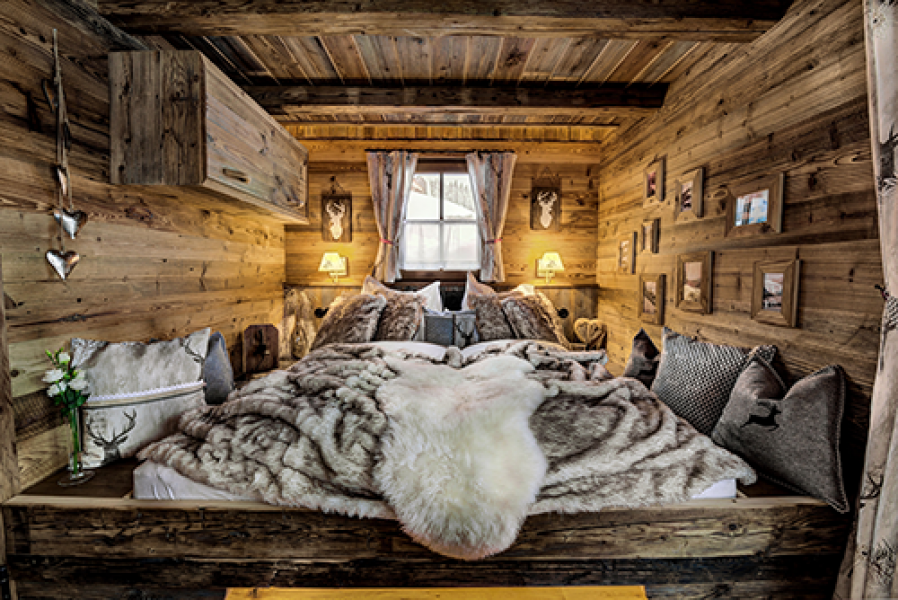 wohlfuehlen im liebes chalet c ratko photography benglerwald berg chaletdorf