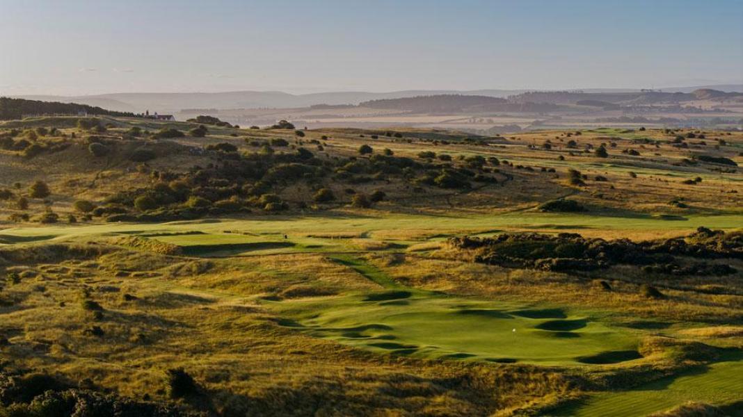 9th Hole No 1