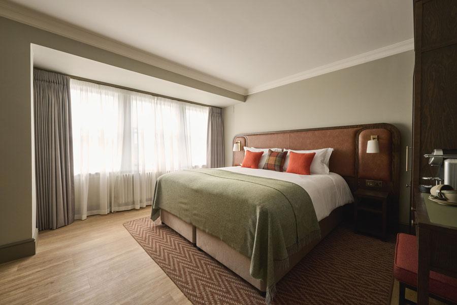 The Leddie Deluxe bedroom