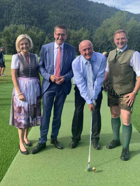 Ehrengaste v.l. Bgm. Ines Schiller OO LR Markus Achleitner Franz Laimer Bgm. Franz Eisl