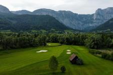 Luftaufnahme Loch 5 Richtung Tausing und Angern Manuel Wiedner 2025