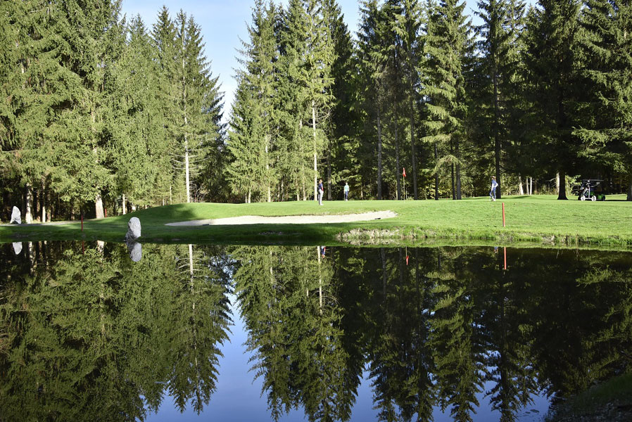 Loch 16 golf.at