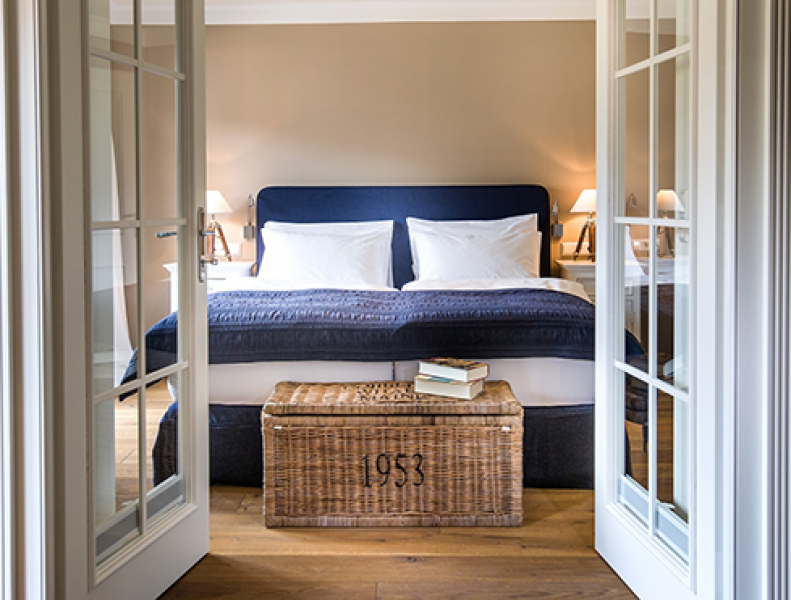 Weissenhof Suite Family 2 v2.jpg