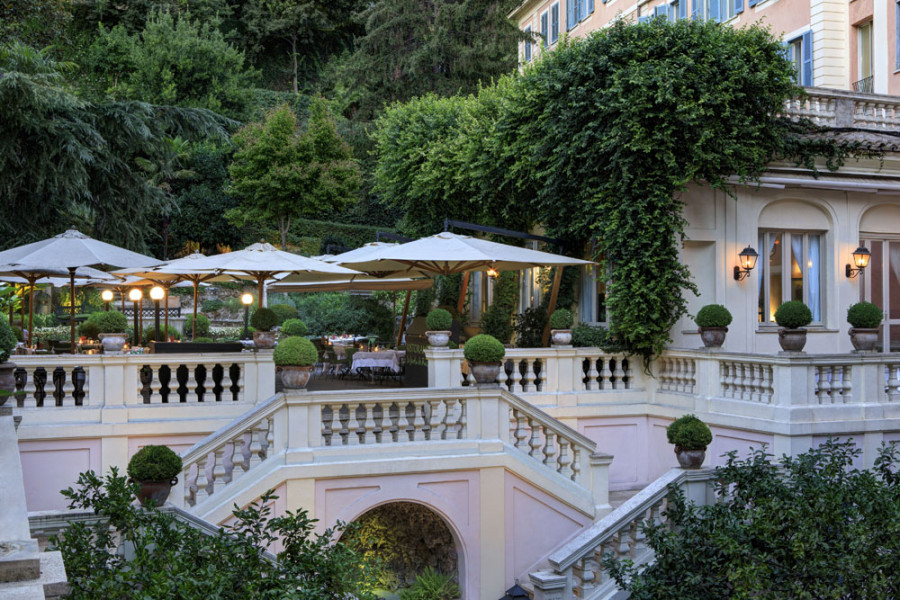 9 RFH Hotel de Russie Le Jardin de Russie 7122 JG Aug 17 JPG