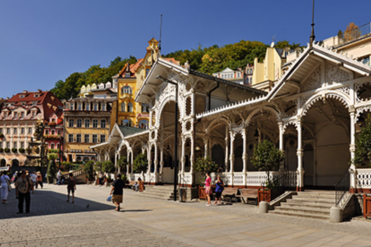 Karlsbad Marktkollonade Ladislav Renner Czechtourism