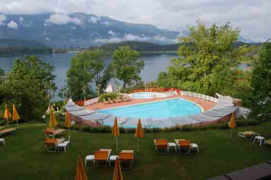 50 Outdoorpool Wolfgang Bauer