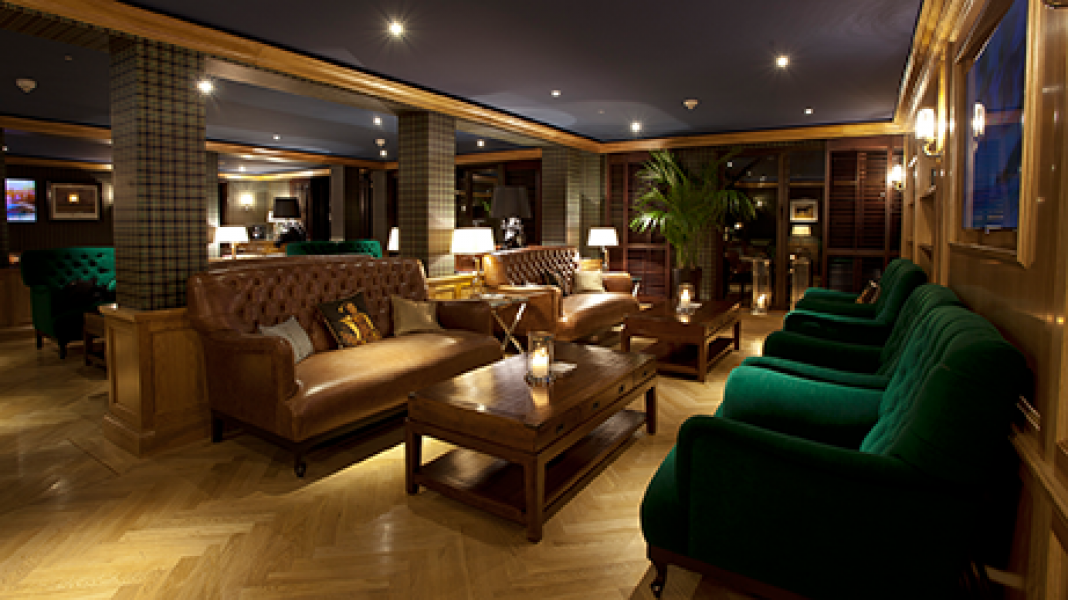 Kempinski Hotel Frankfurt Gravenbruch smokers room4
