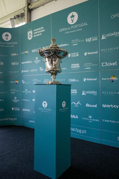 Der Pokal für den Sieger