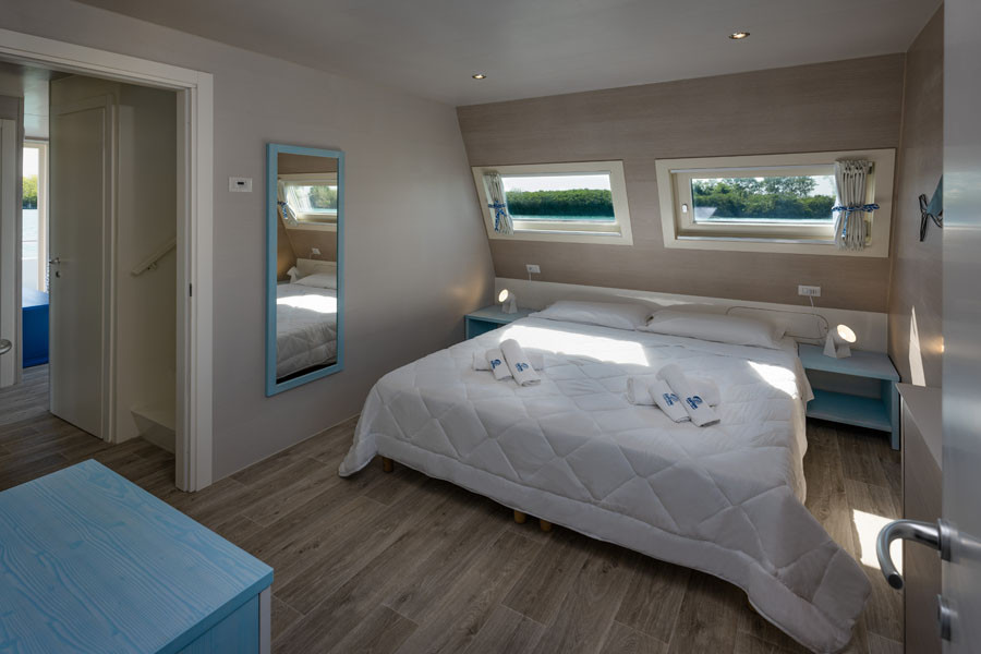 Houseboats Marina Azzurra Resort Europa Tourist Group 6