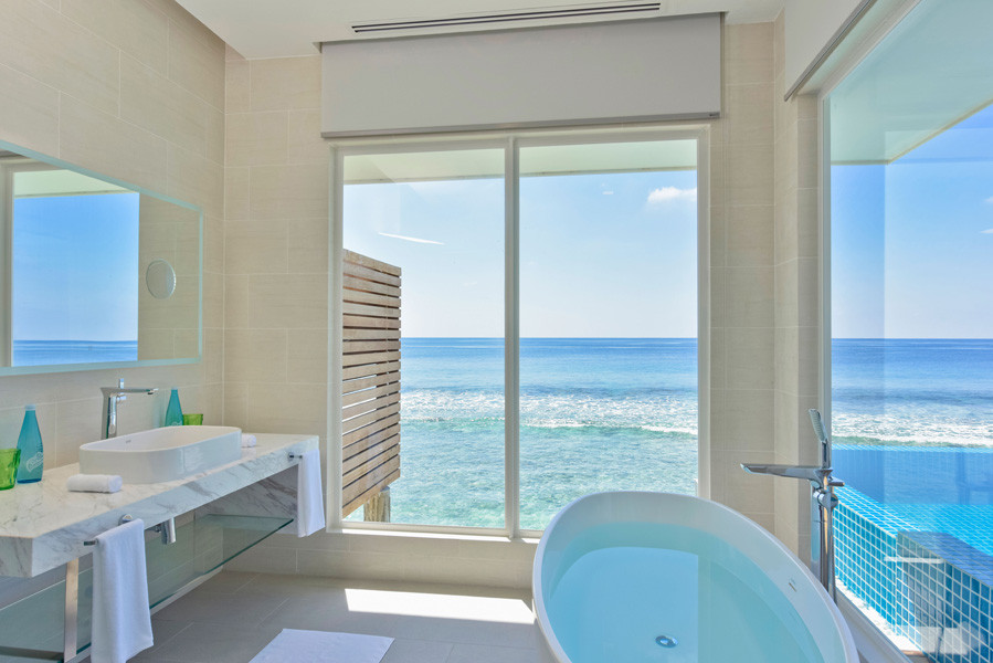 Kandima Villa Ocean Pool Villa bathroom