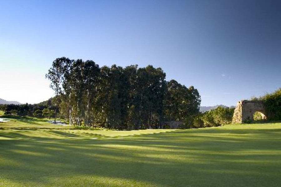 Hoyo 4 Hole