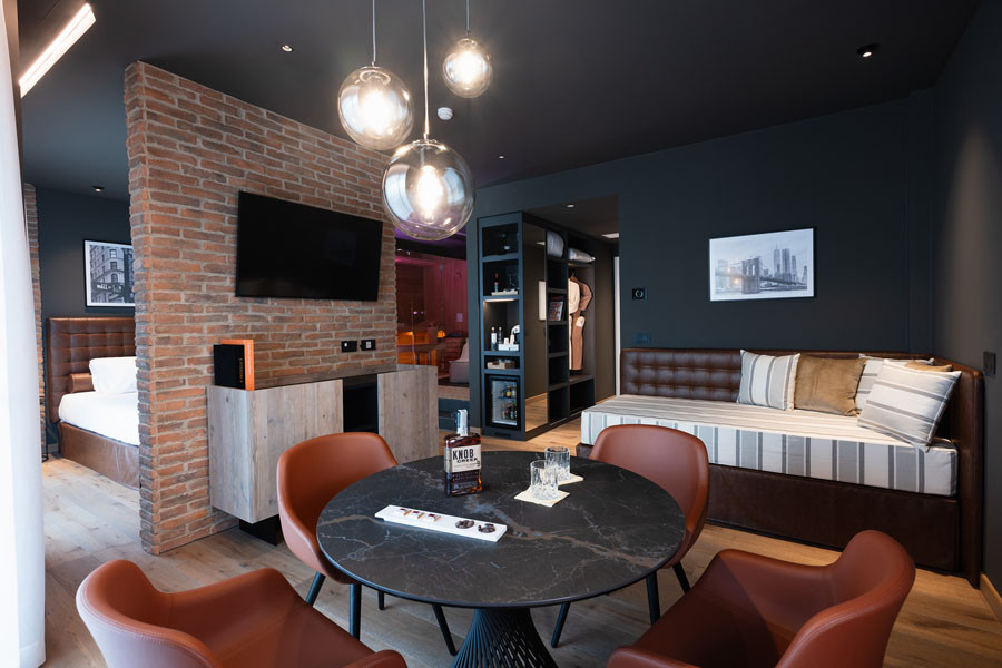 Suite Manhattan Savoy Beach Hotel Thermal Spa