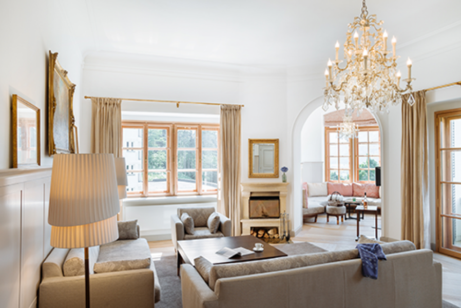 Castle Suite Wohnraum klein c Richard Schabetsberger