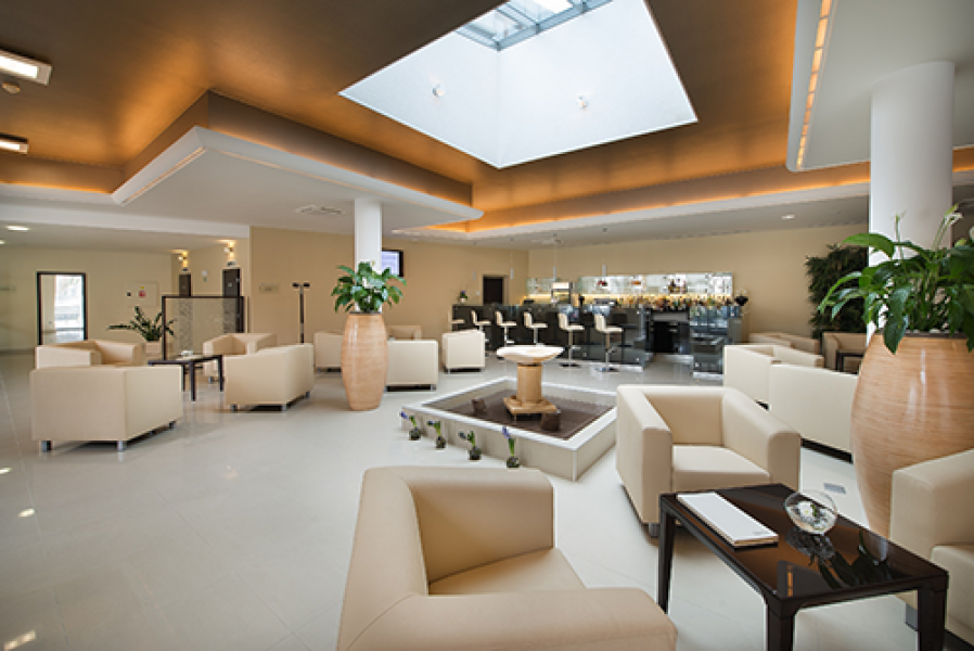 lobby bar2