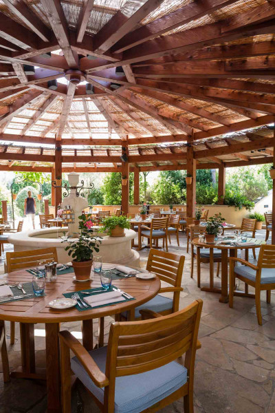 Tousco restaurant1 v2