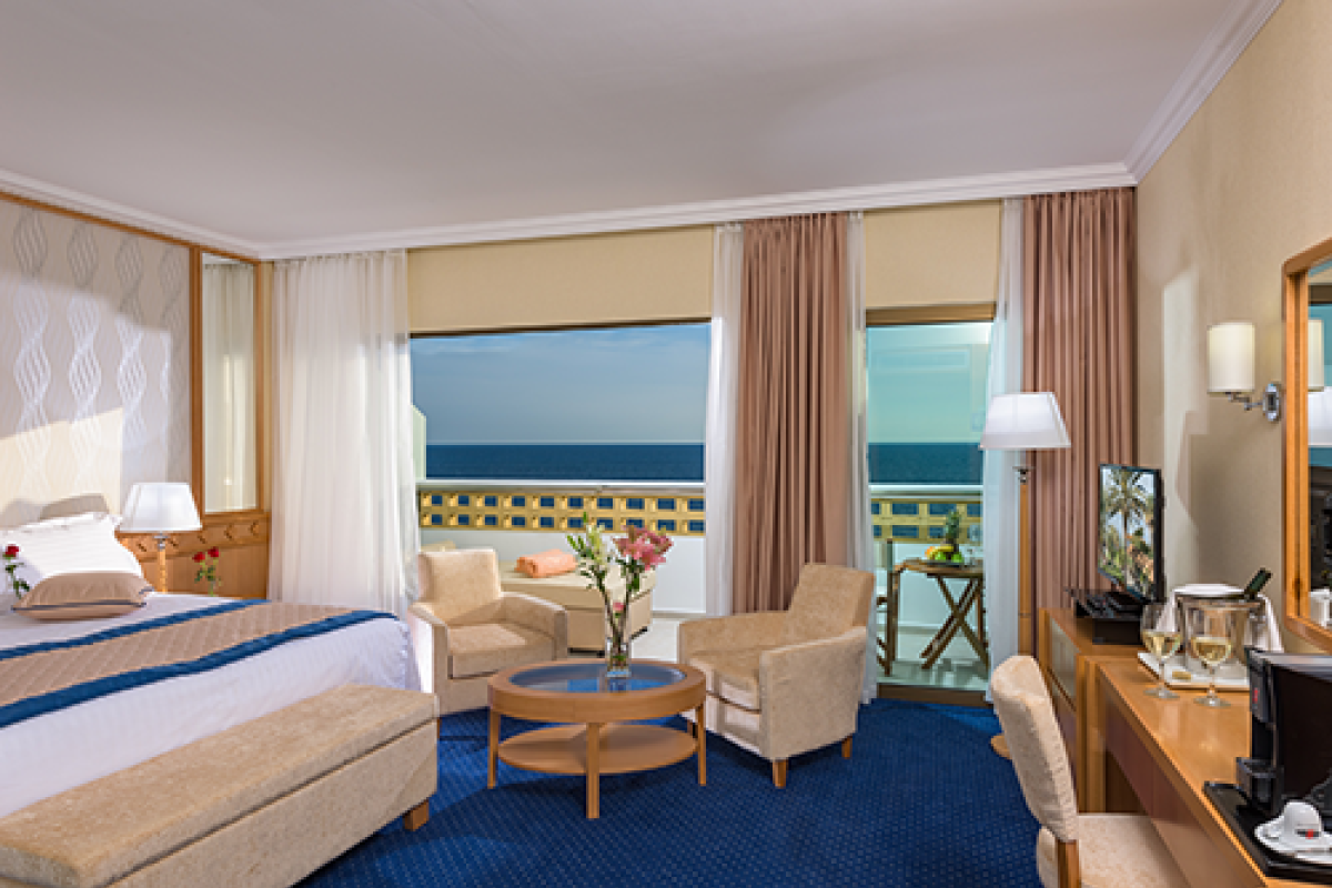 36 ATHENA ROYAL BEACH JUNIOR SUITE SV GIQ855