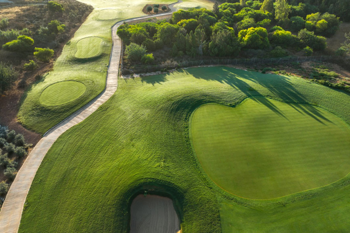 7th Hole   Position B